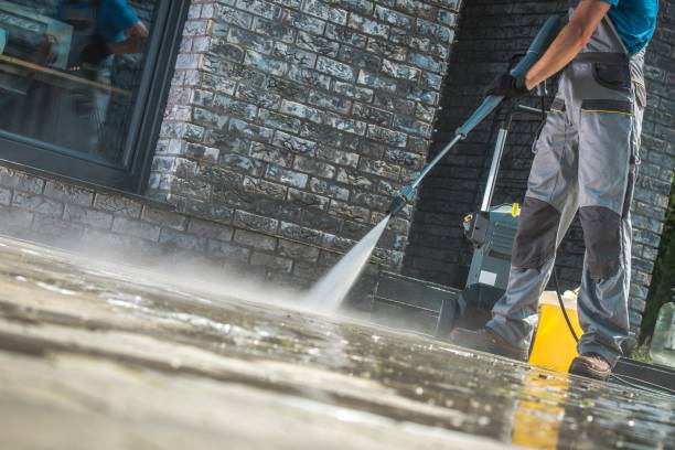 Best Pool Deck Cleaning  in Crivitz, WI